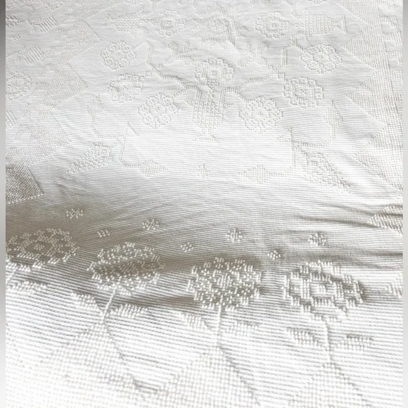 Vintage Chenille Twin Bedspread - Picture 2 of 3